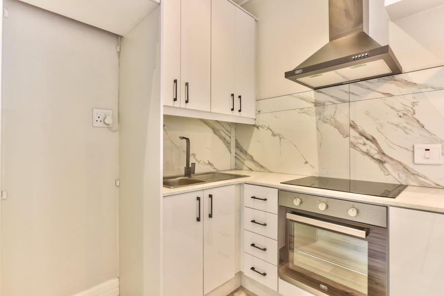 To Let 1 Bedroom Property for Rent in Walmer Estate Western Cape